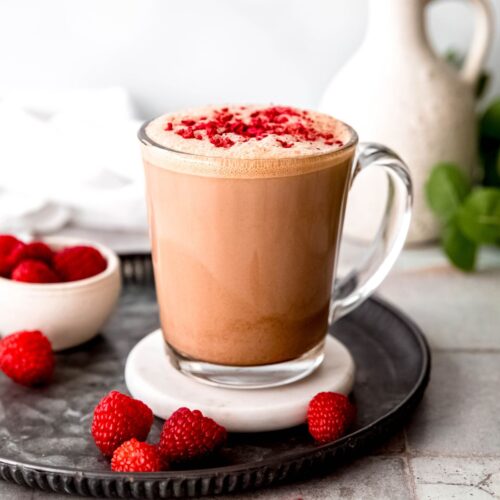 Raspberry Mocha Latte - coffeecopycat.com
