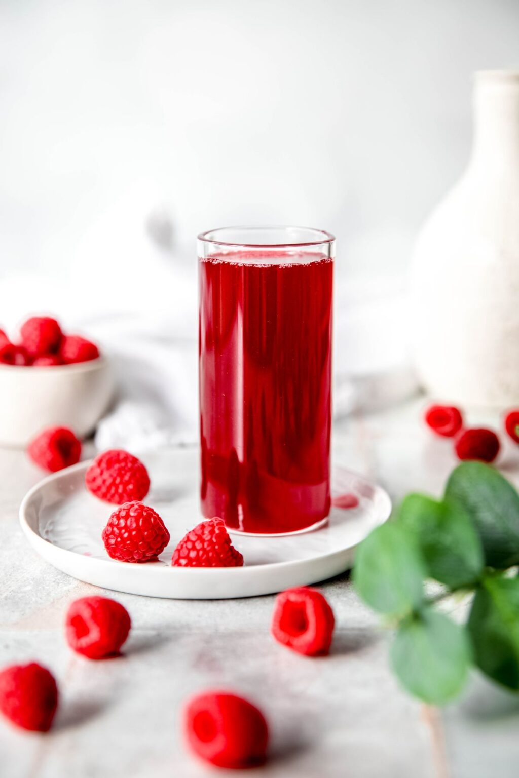 Homemade Raspberry Syrup - coffeecopycat.com