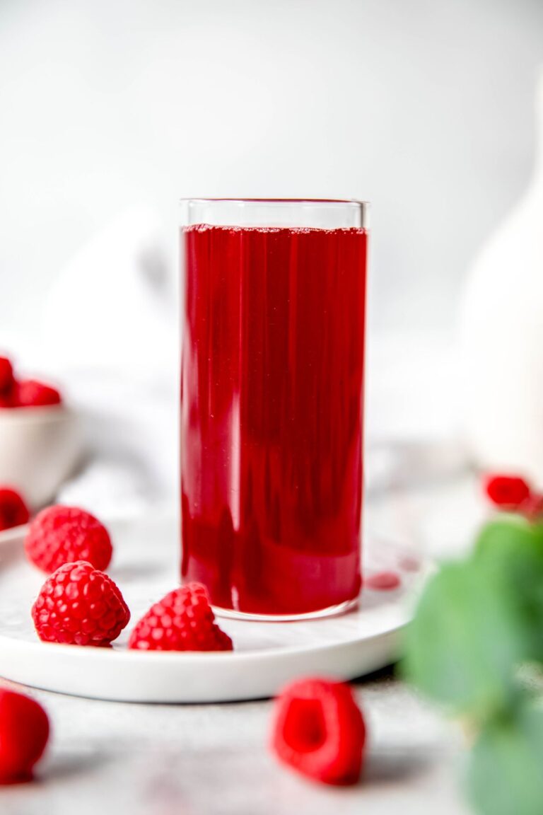 Homemade Raspberry Syrup - coffeecopycat.com